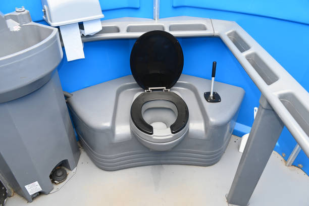 Best Porta potty delivery and setup  in Hillsboro, WI